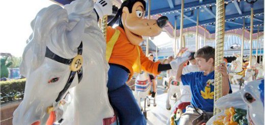 Best ways to surprise kids with Disney vacation