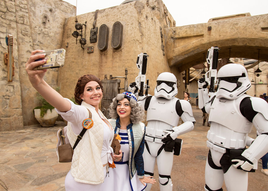 Star Wars Cast, Disneyland