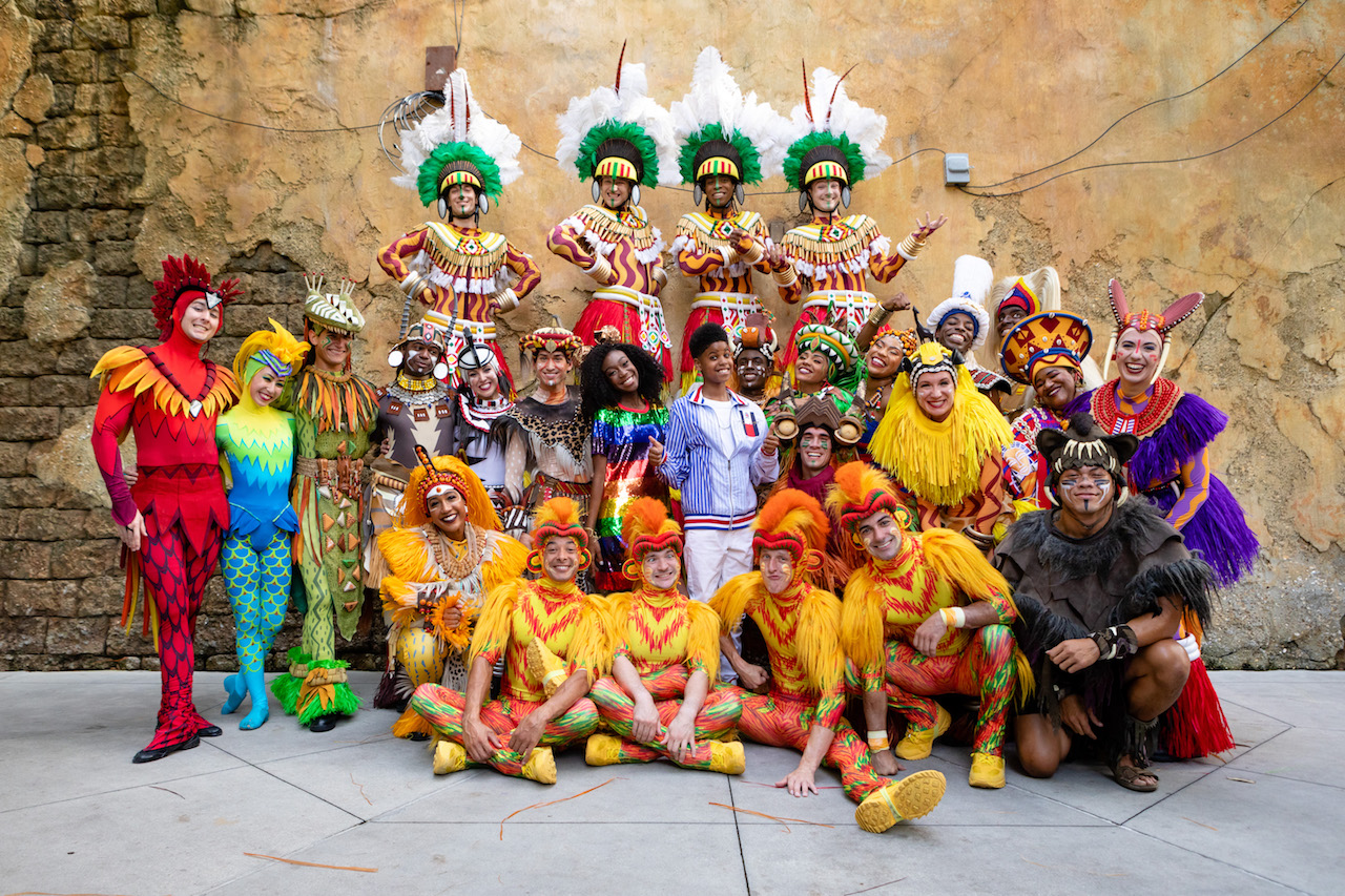 VIDEO Stars of 'The Lion King' Surprise Guests at Festival of the Lion