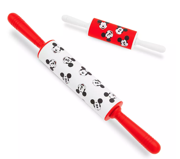 https://mickeyblog.com/wp-content/uploads/2019/10/Rolling-Pin-Set.png