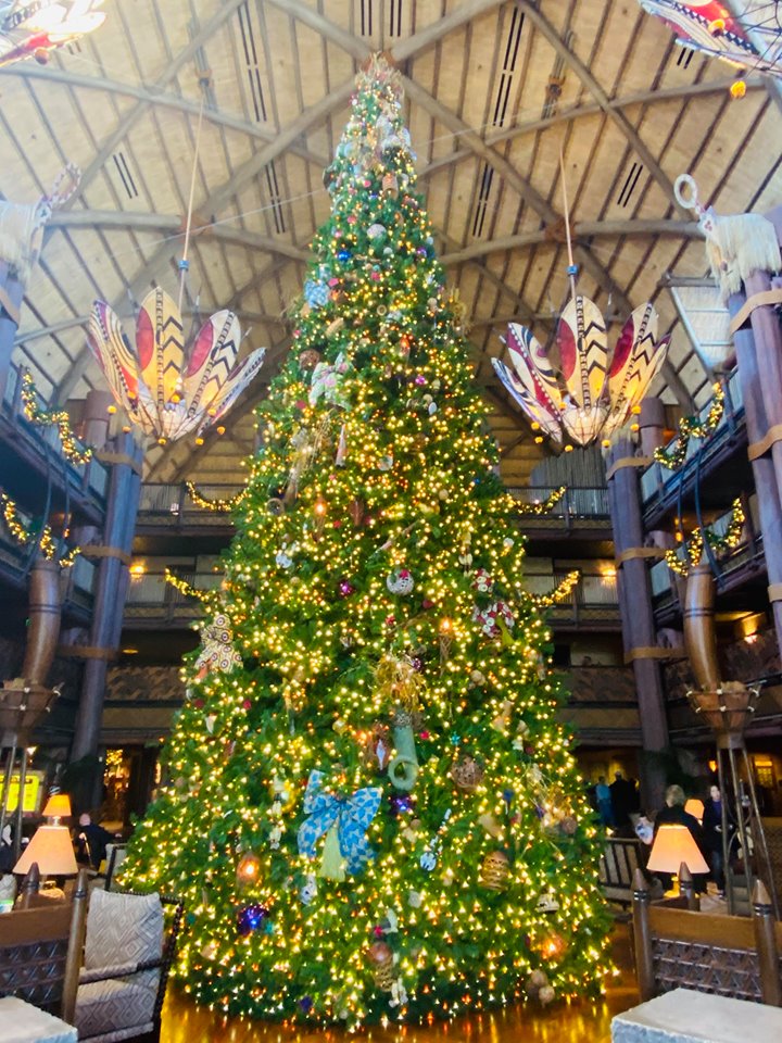 Aninal Kingdom Lodge Christmas Tree