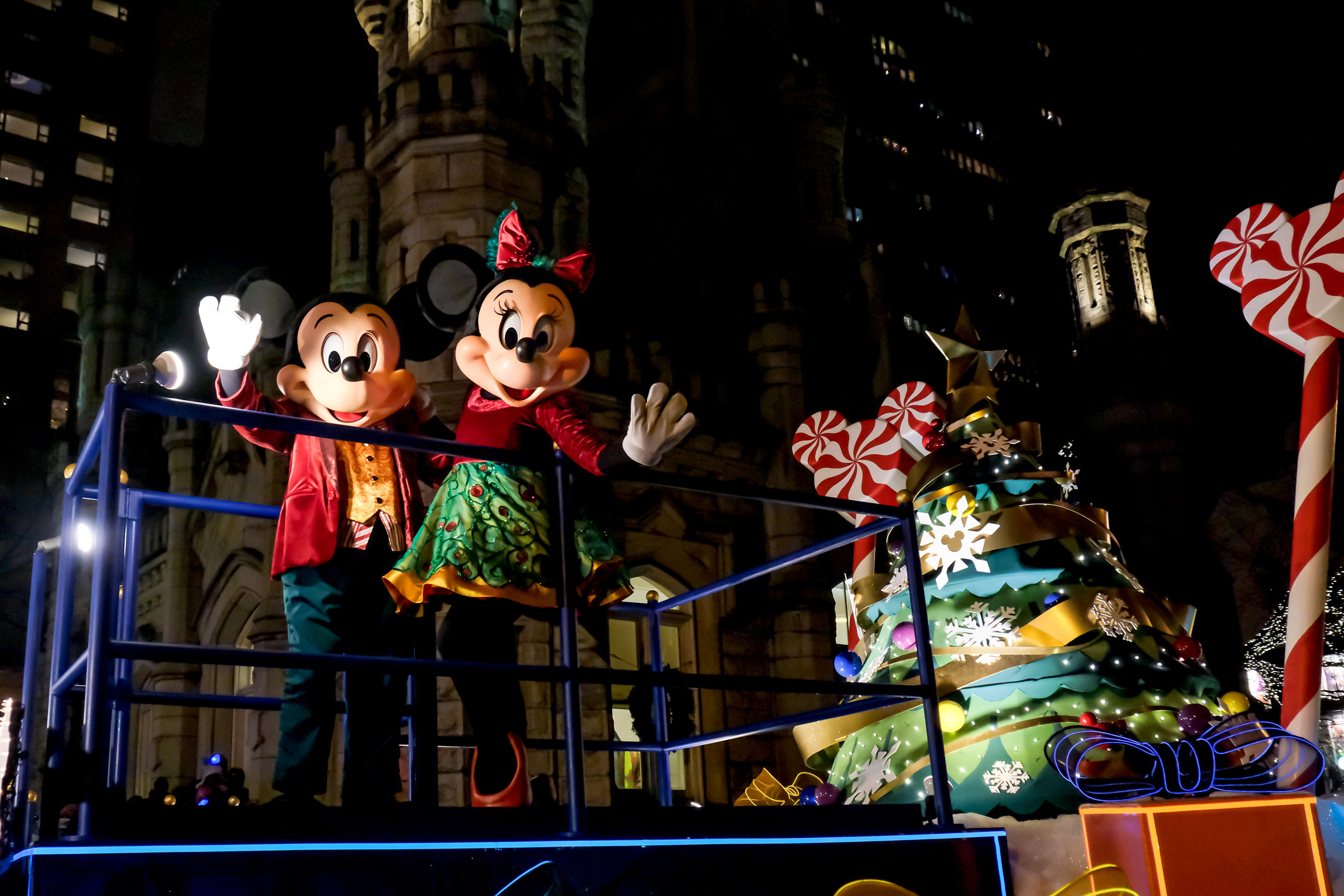 Mickey Mouse and Minnie Mouse To Be Parade Grand Marshals At The