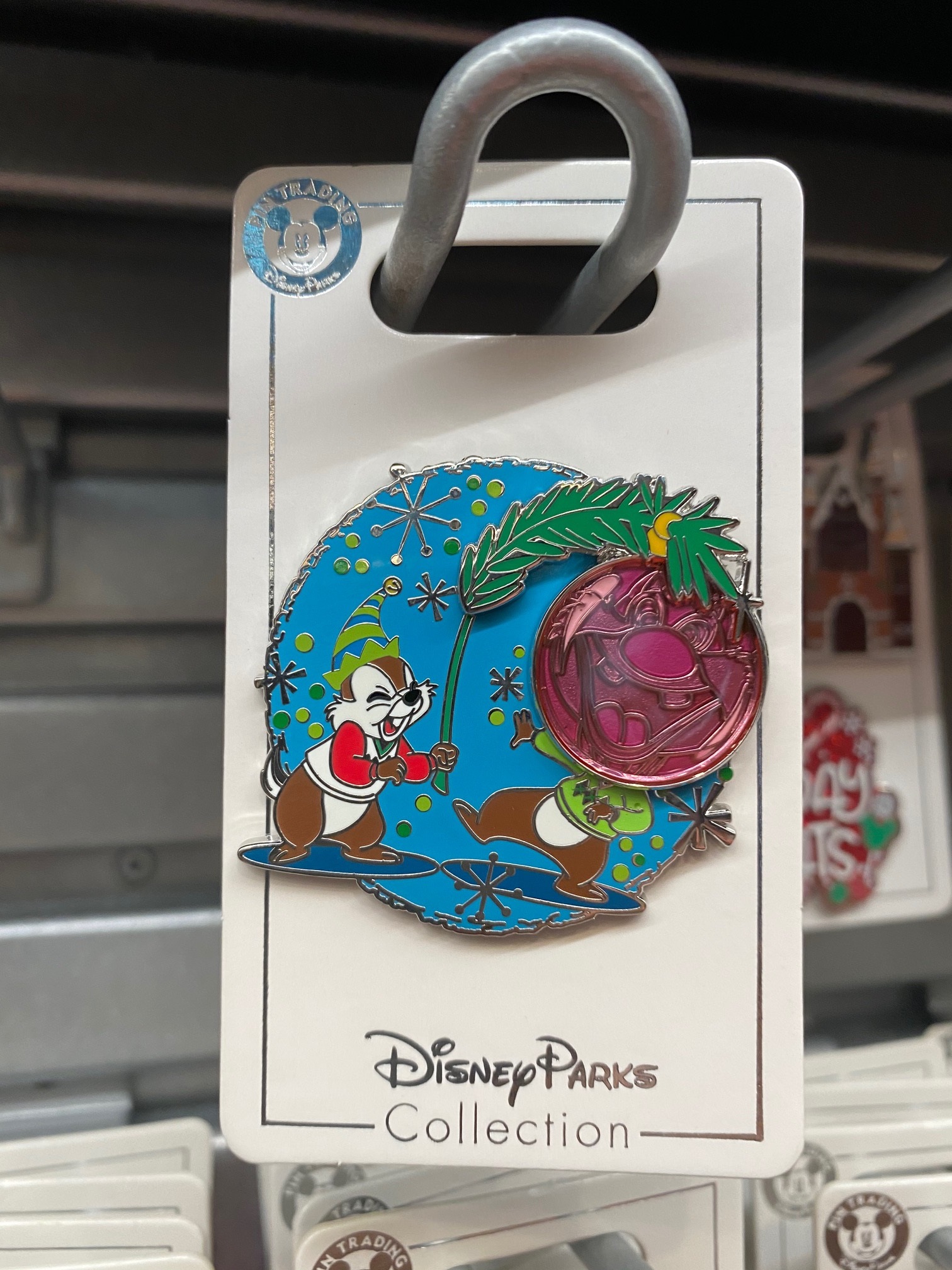 New Disney Holiday Pins Available at Walt Disney World - MickeyBlog.com
