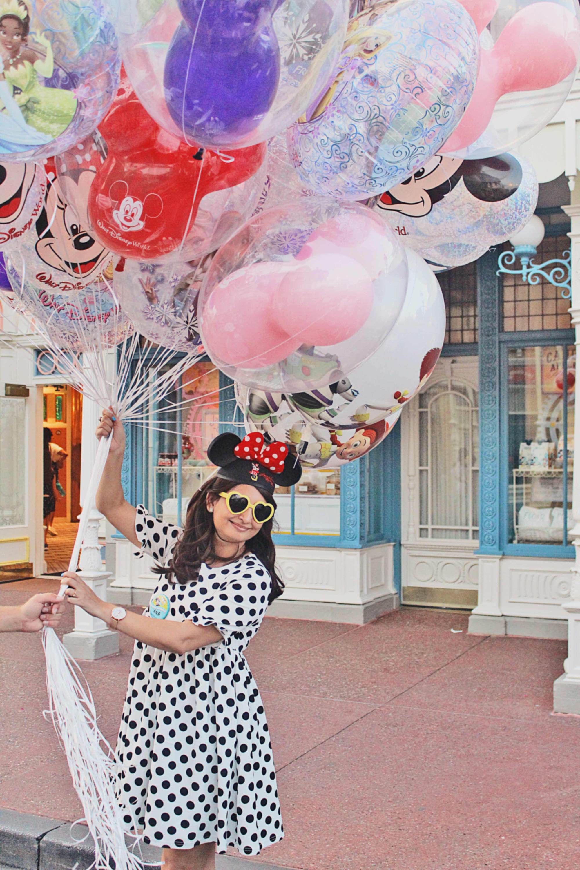 Disney parks balloons