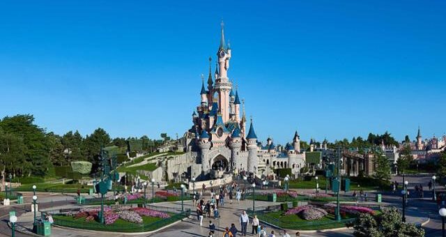 Disneyland Paris April 2021