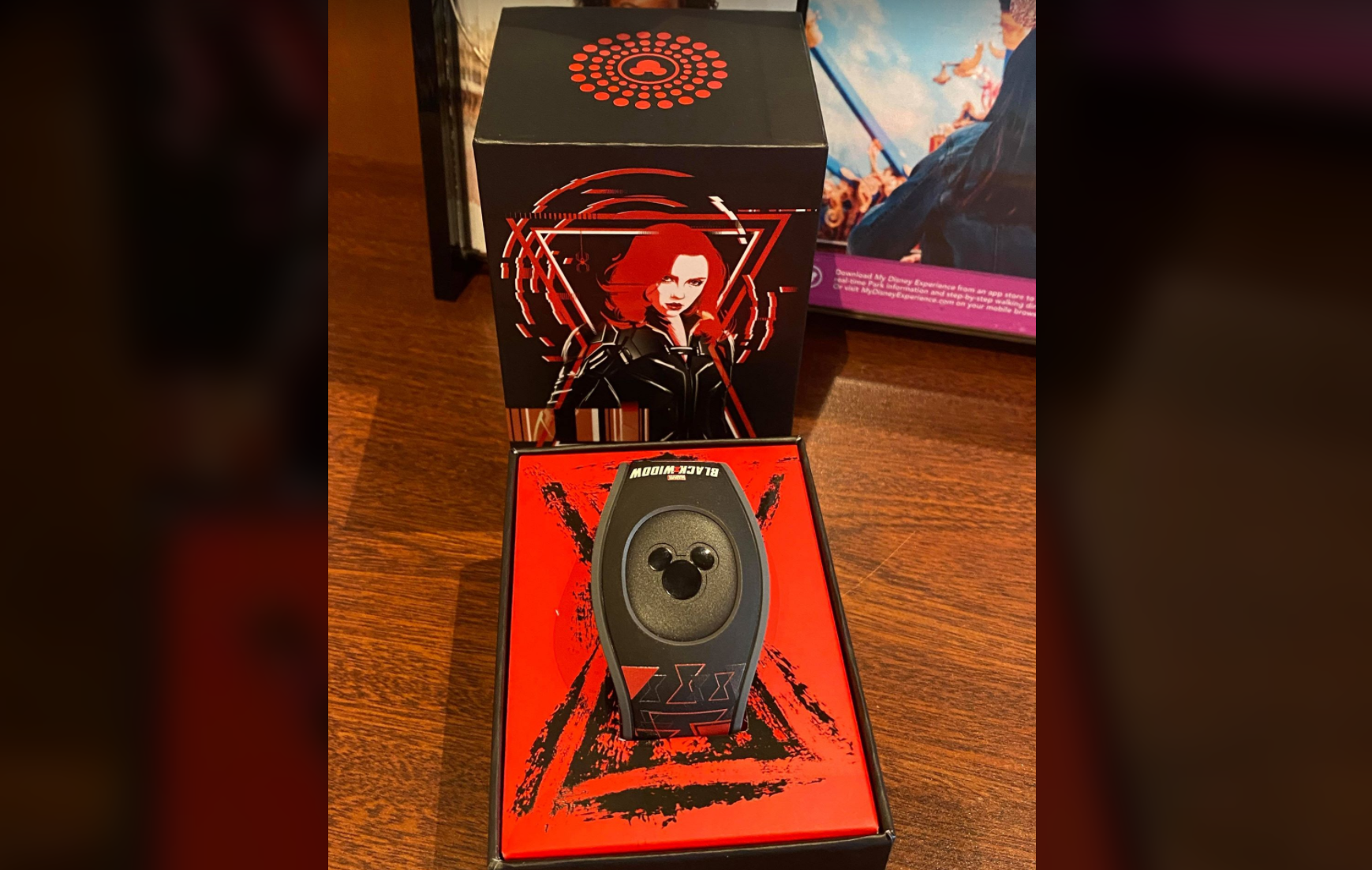 Details about   Disney Parks Marvel Avengers Black Widow Magicband 2 NWT