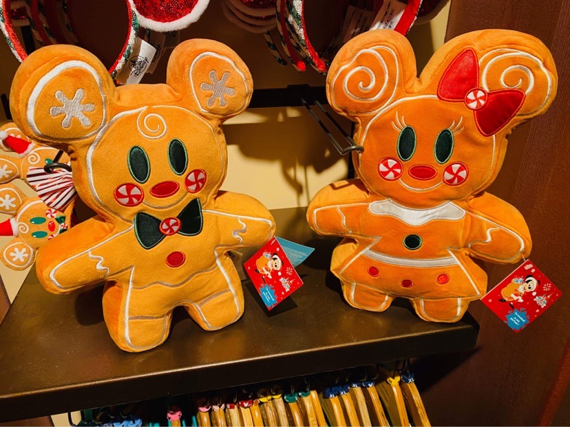 NEW Mickey and Minnie Gingerbread Plush 