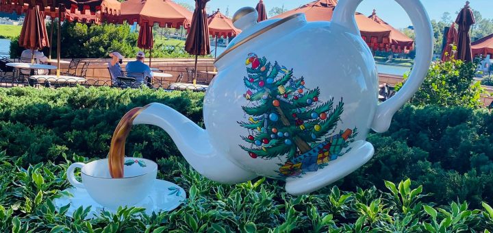 Disney Parks Alice in Wonderland United Kingdom Tea Christmas Ornament New with Tag