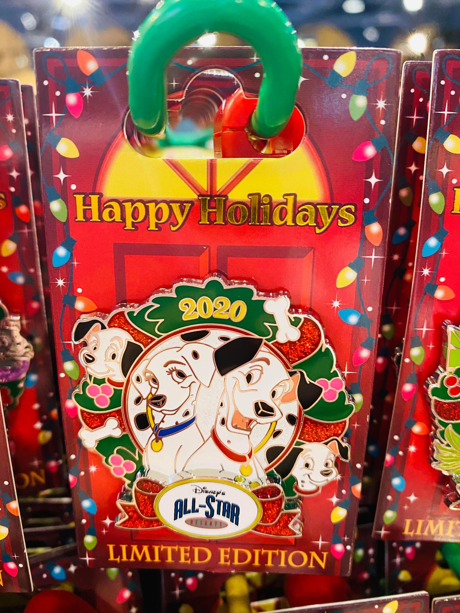 2020 Disney Holiday Pin