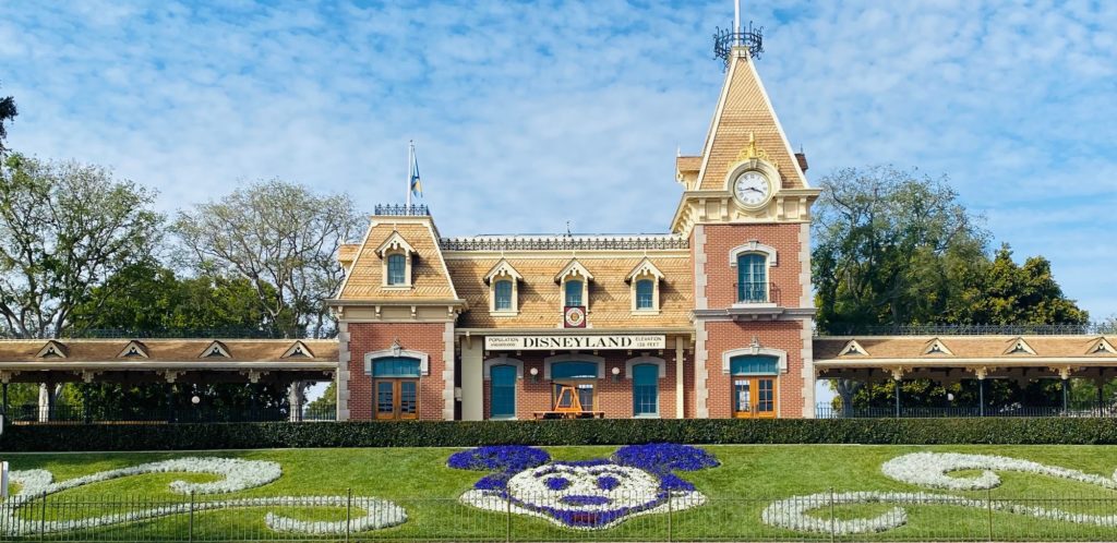 Disneyland reservations