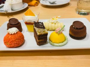 20 Decadent Disney Desserts to Eat at the Parks - Disney Trippers