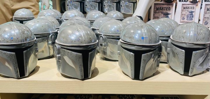 Mandalorian Star Wars helmet large mug Disney Store