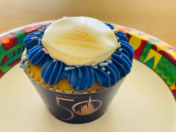50th anniversary cupcake