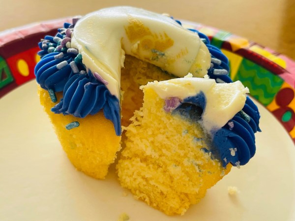 50th anniversary cupcake