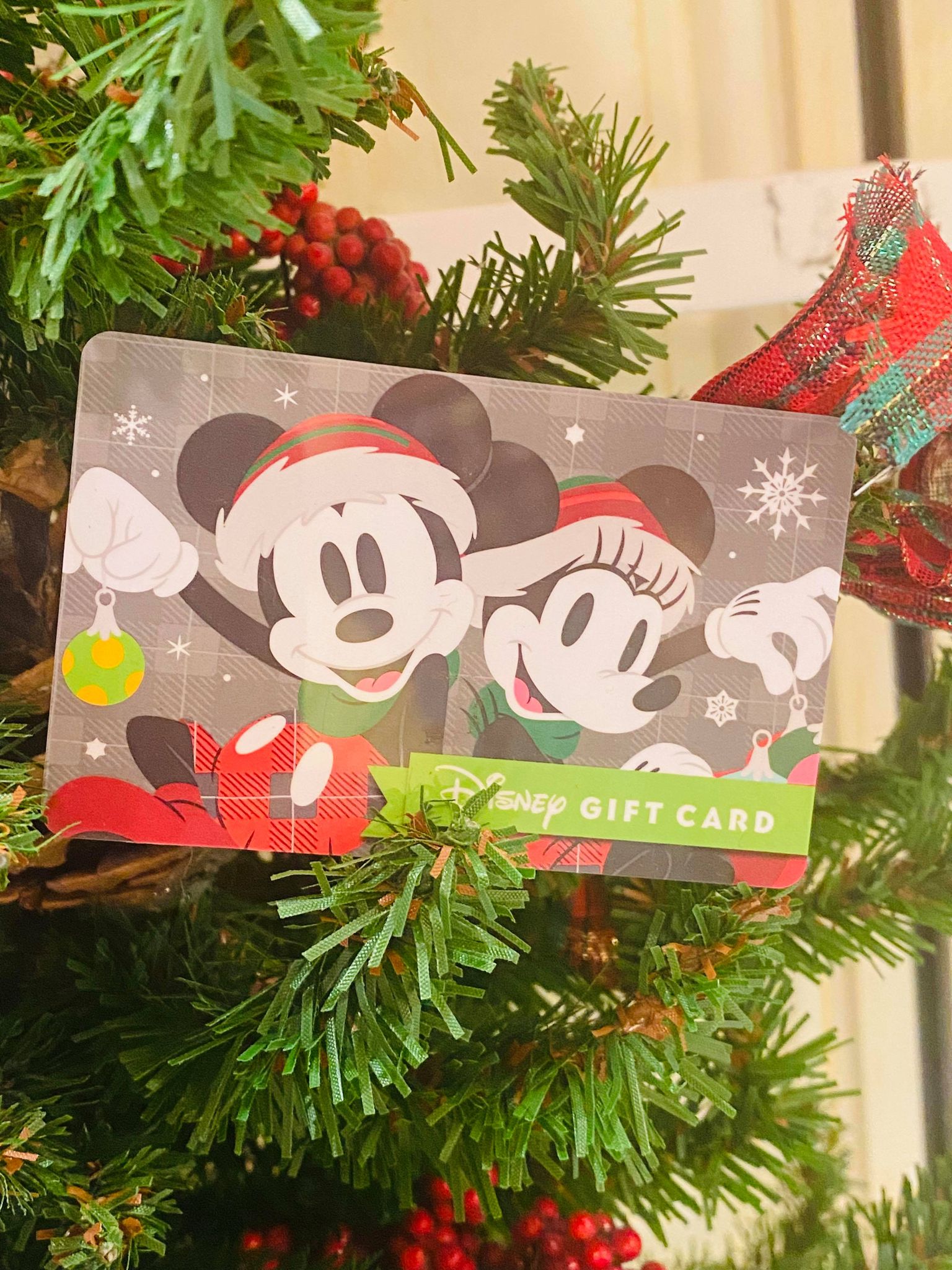 Disney Gifts Cards Make Perfect Holiday Gifts! - MickeyBlog.com