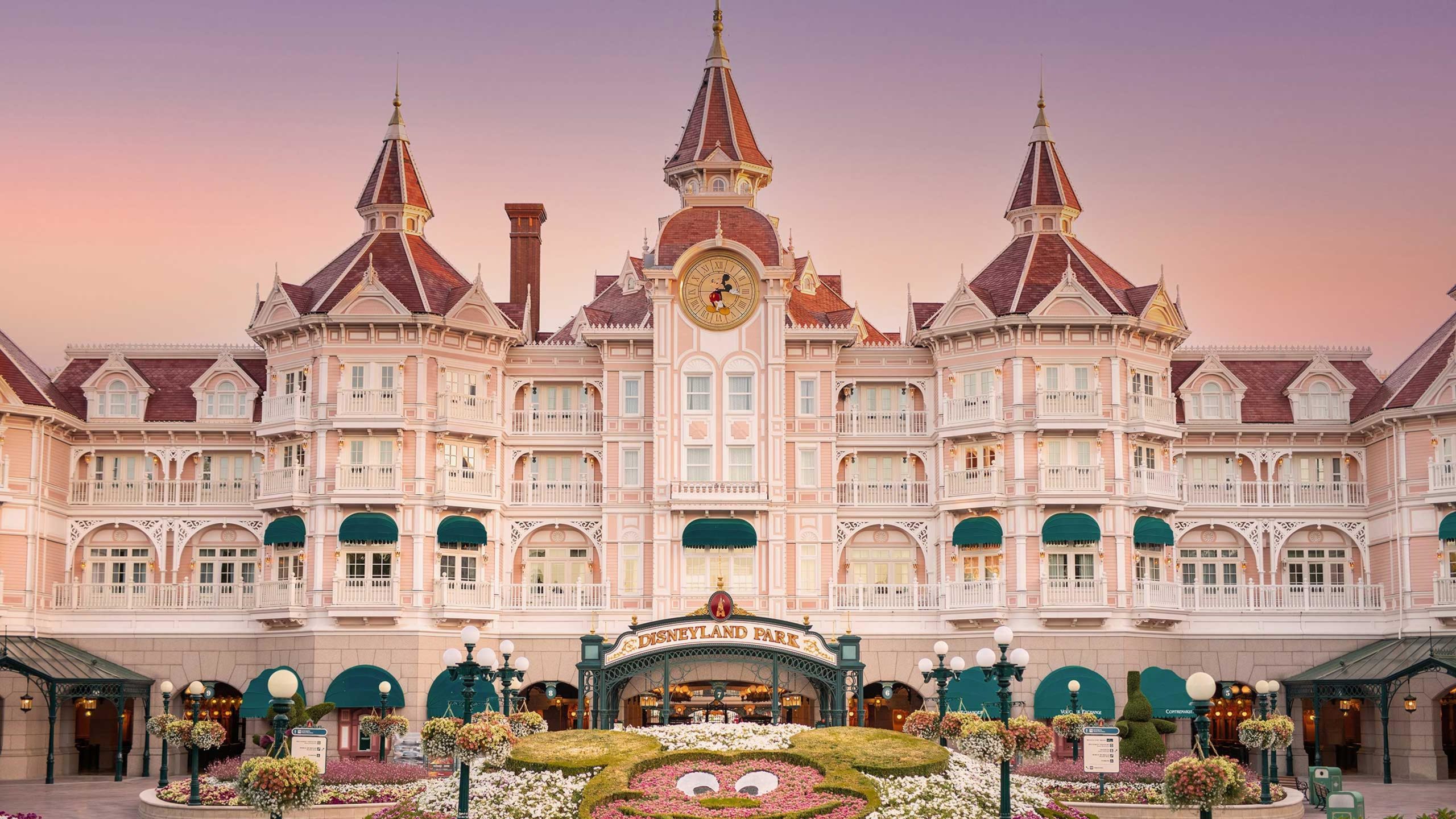 Disneyland Paris Offers Exquisite Glimpse into New Resort Design