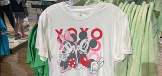 Mickey & MInnie Valentine's Day Shirt