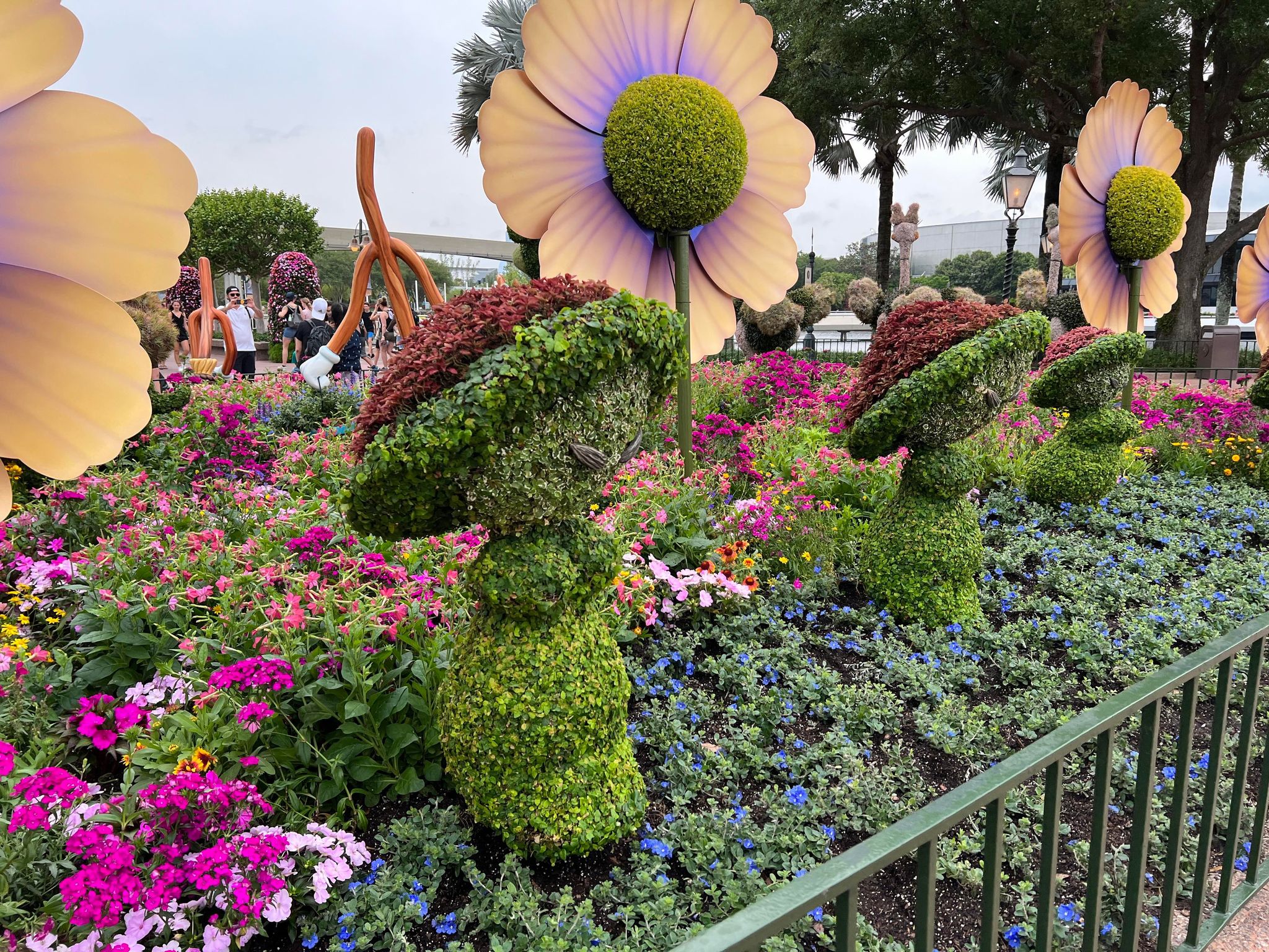 Fantasia Mushroom Topiaries Added To Flower & Garden Festival