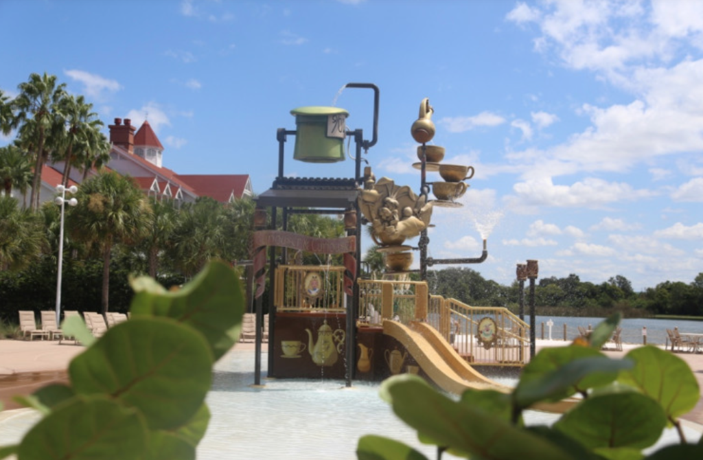 Alice play area