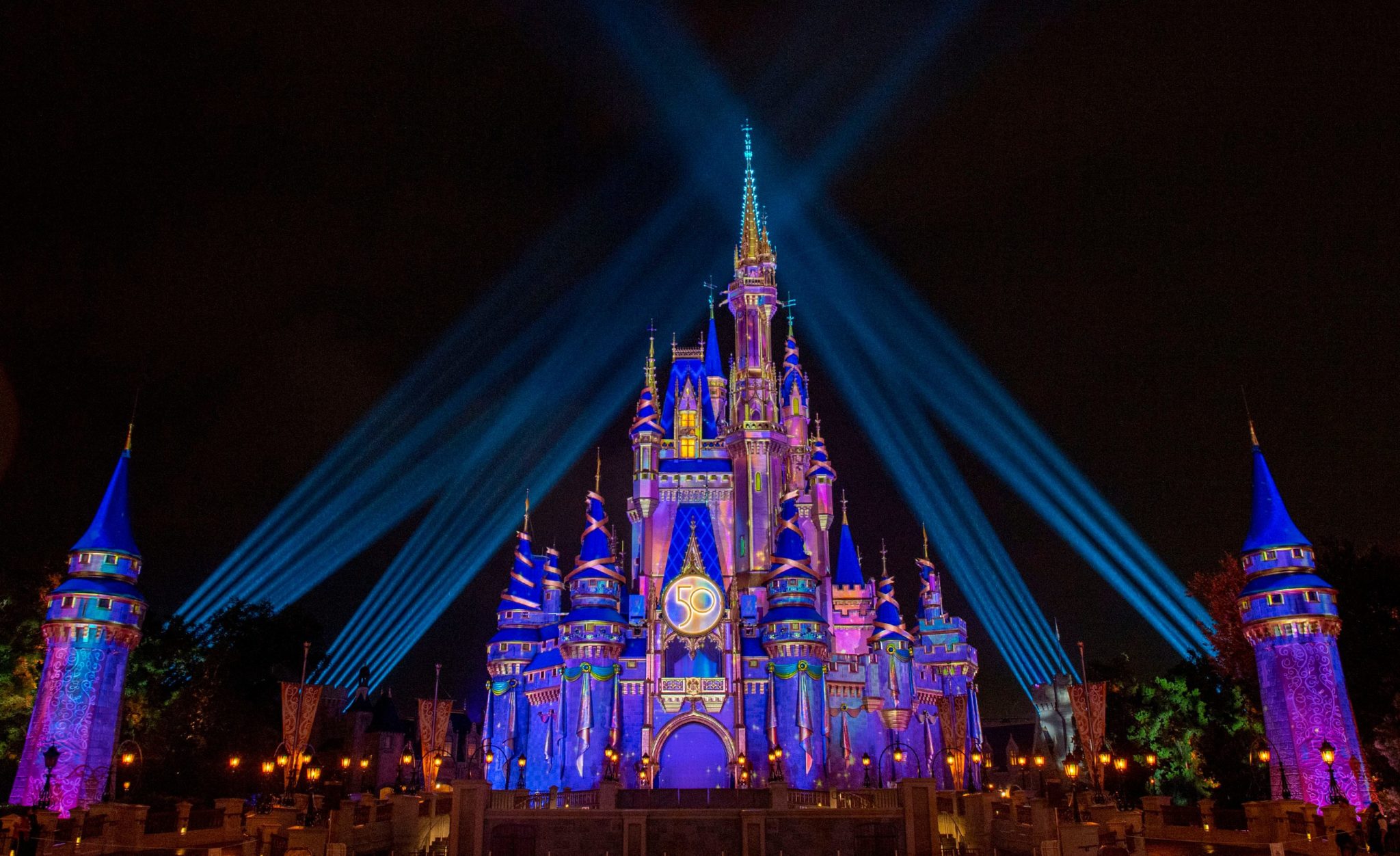 Tickets NOW On Sale For Magic Kingdom and Hollywood Studios After Hours