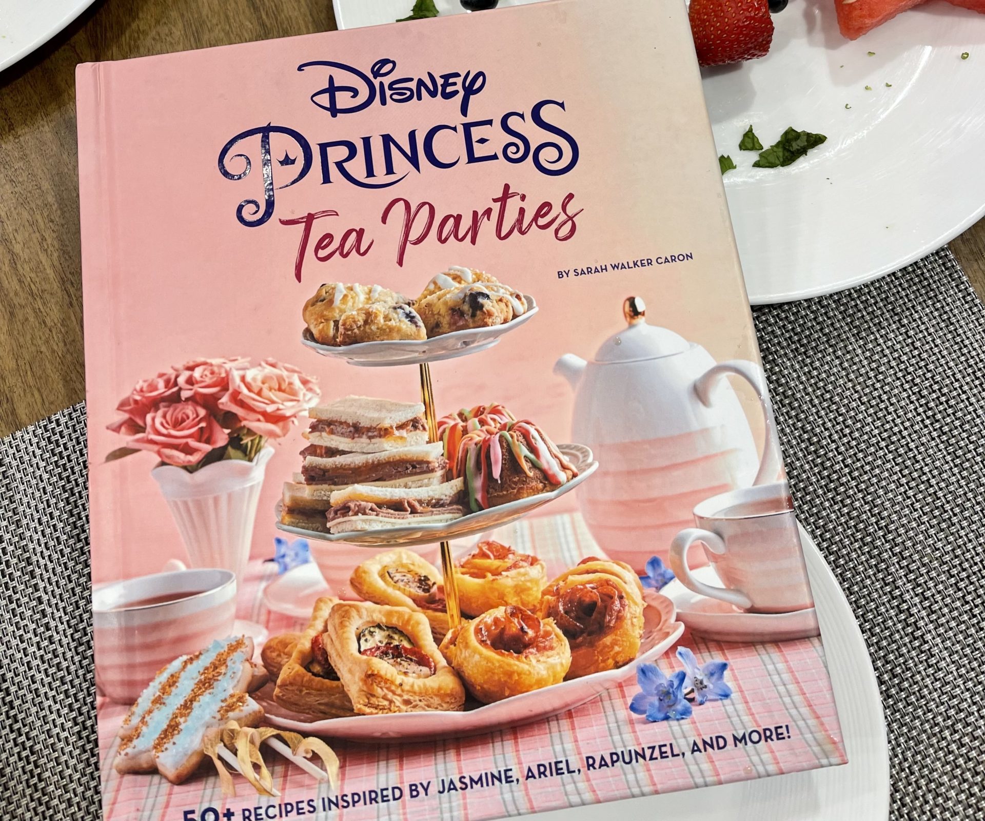 Disney Princess Tea Parties Cookbook – Insight Editions