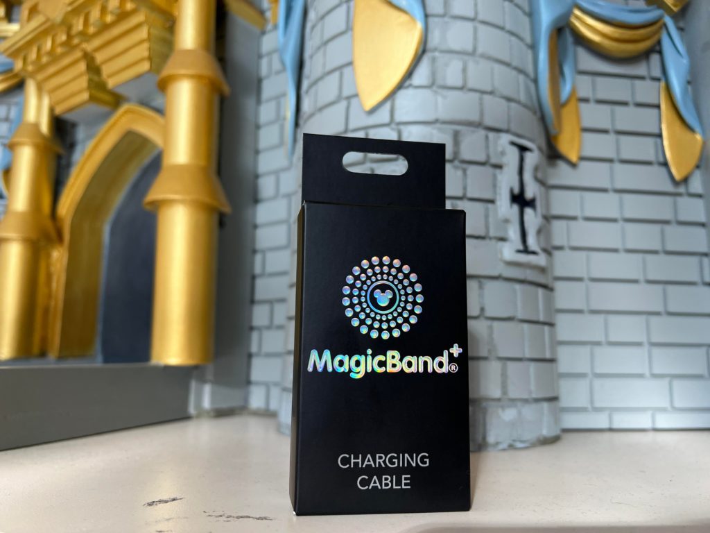 MagicBand+ Release Day Charger (2)
