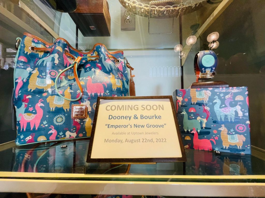 Disney Kuzco Dooney & Bourke Crossbody Bag – The Emperor's New Groove 