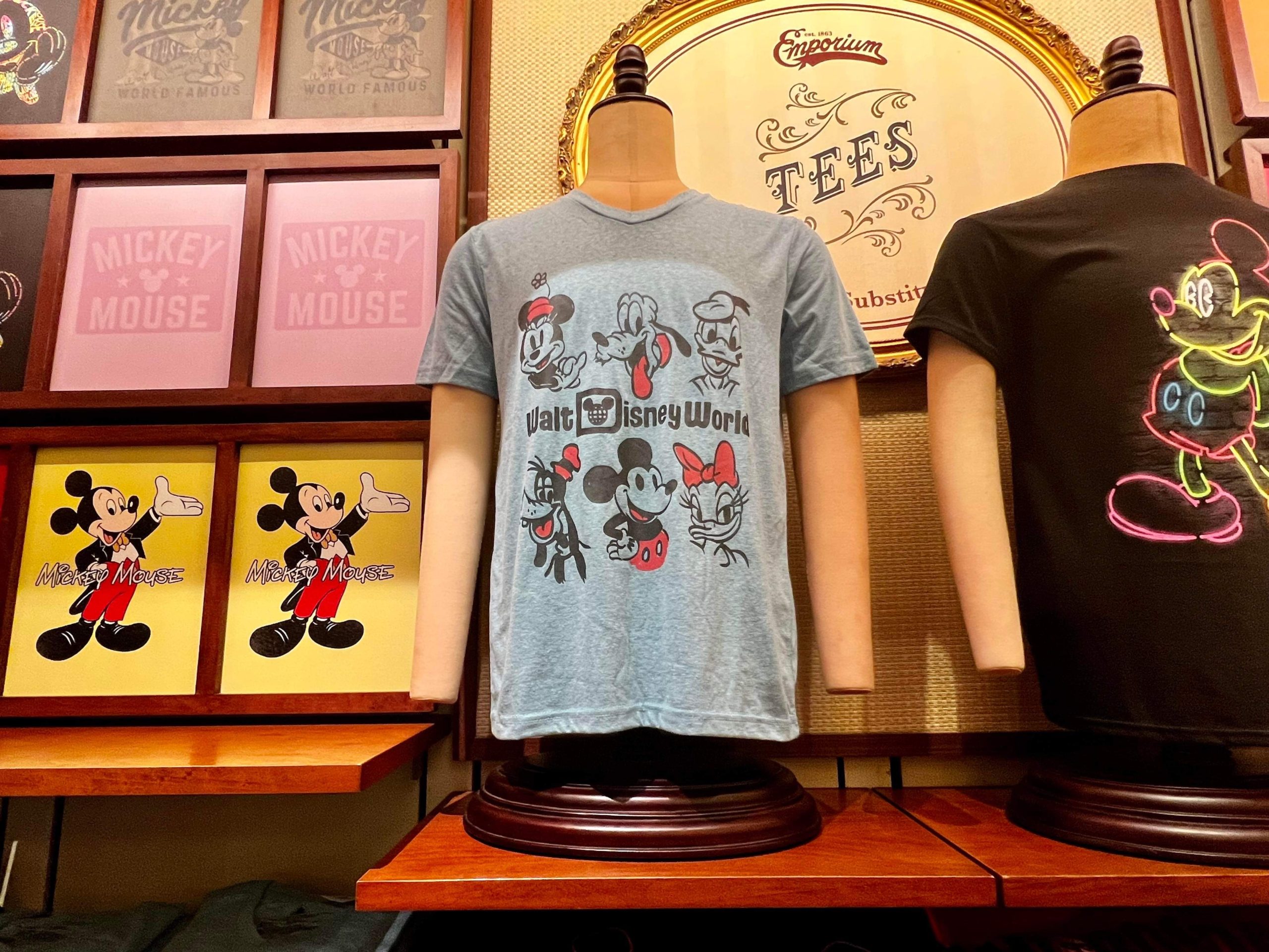 Disney World's New Minimalist Mickey Shirts Are Going Viral