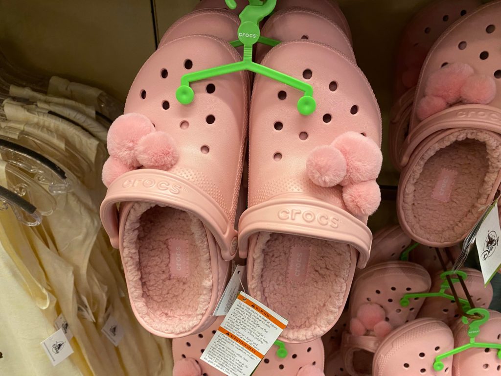 fuzzy pink crocs