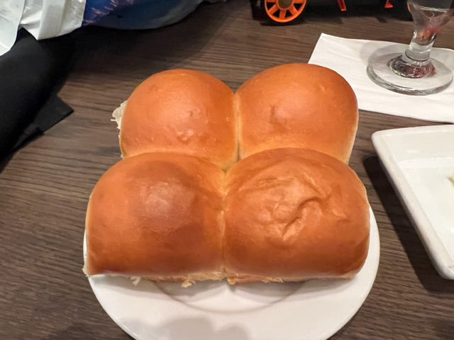 Kona Cafe bread