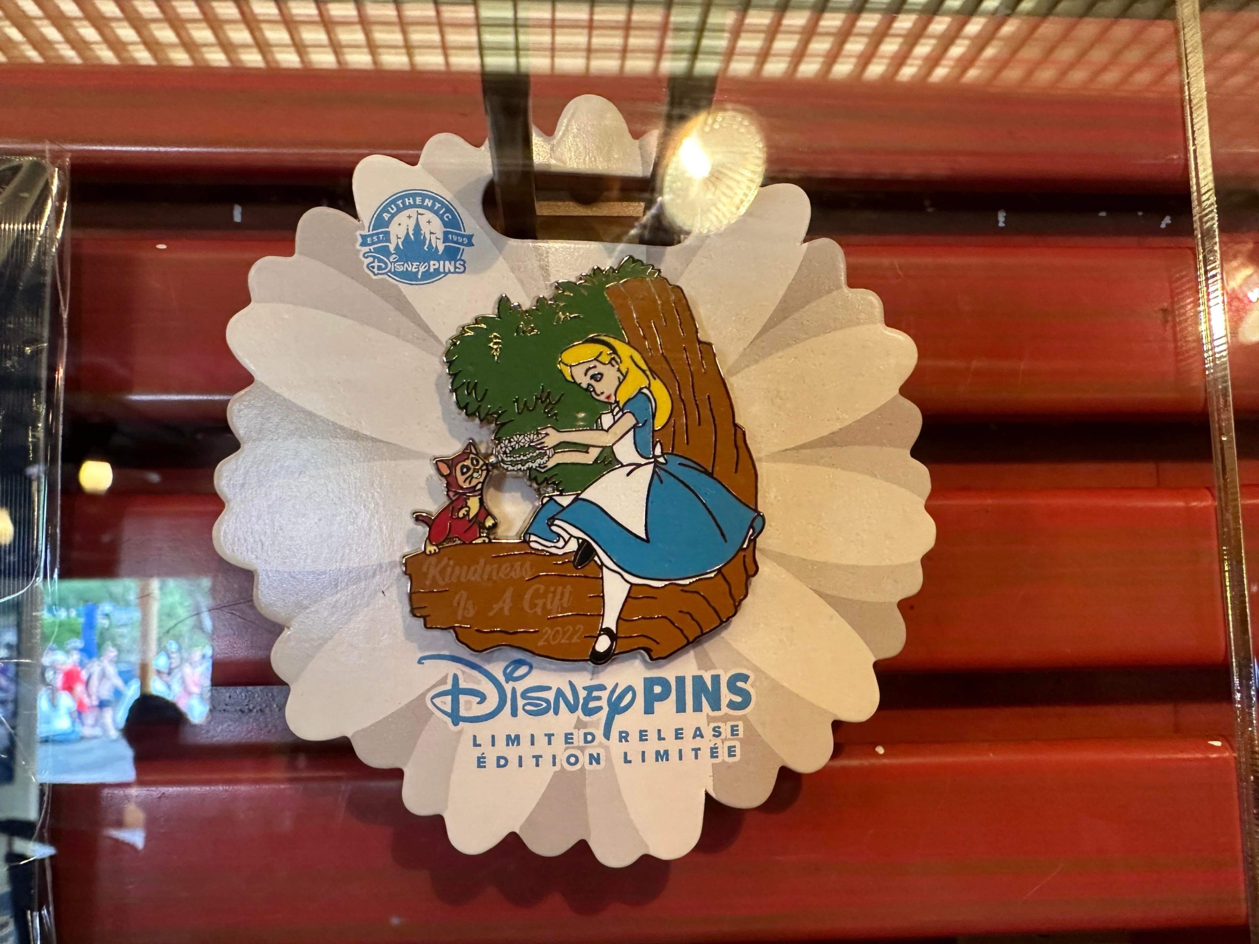 Disney Pin Trading Starter Set - Alice in Wonderland - 4 Pins