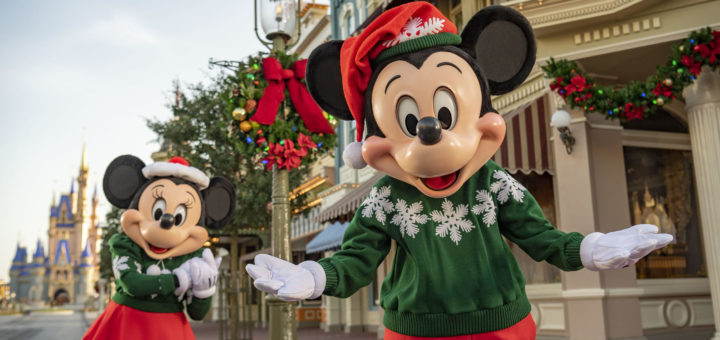 Mickey Minnie Disney Christmas