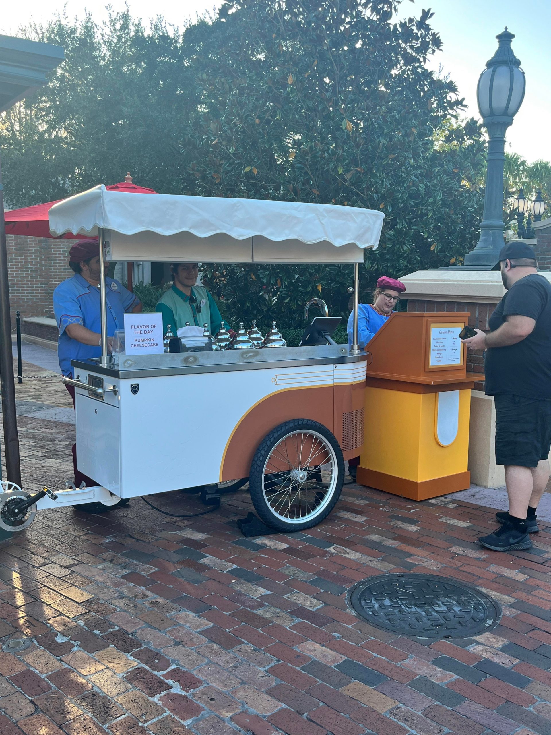 muppet courtyard gelato cart
