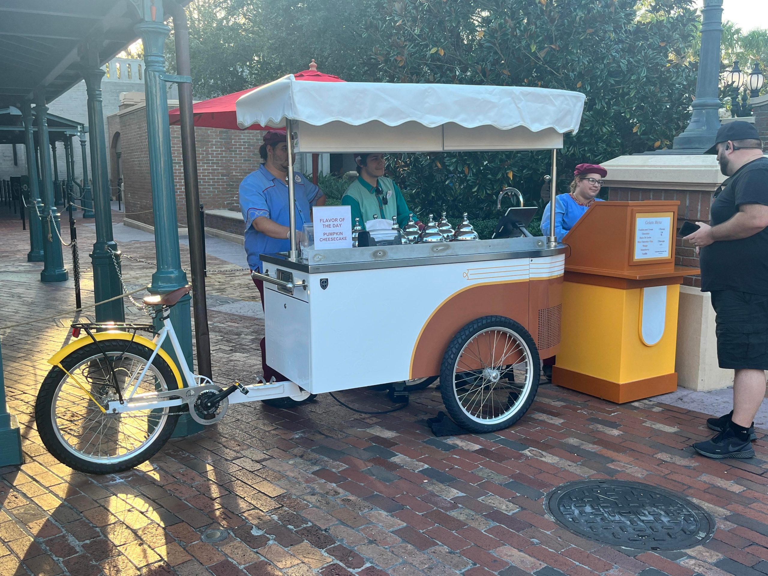muppet courtyard gelato cart