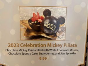 2023 Mickey Piñata