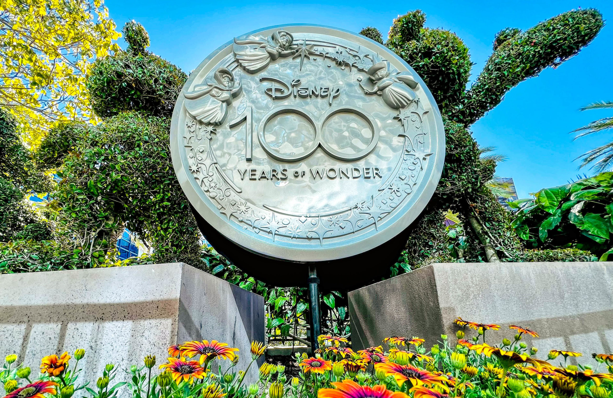 Disney100 Medallion