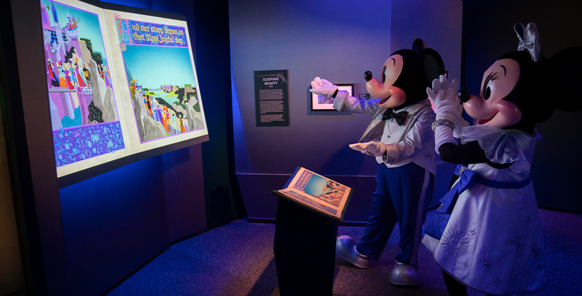 Mickey and Minnie Disney100 Exhibition