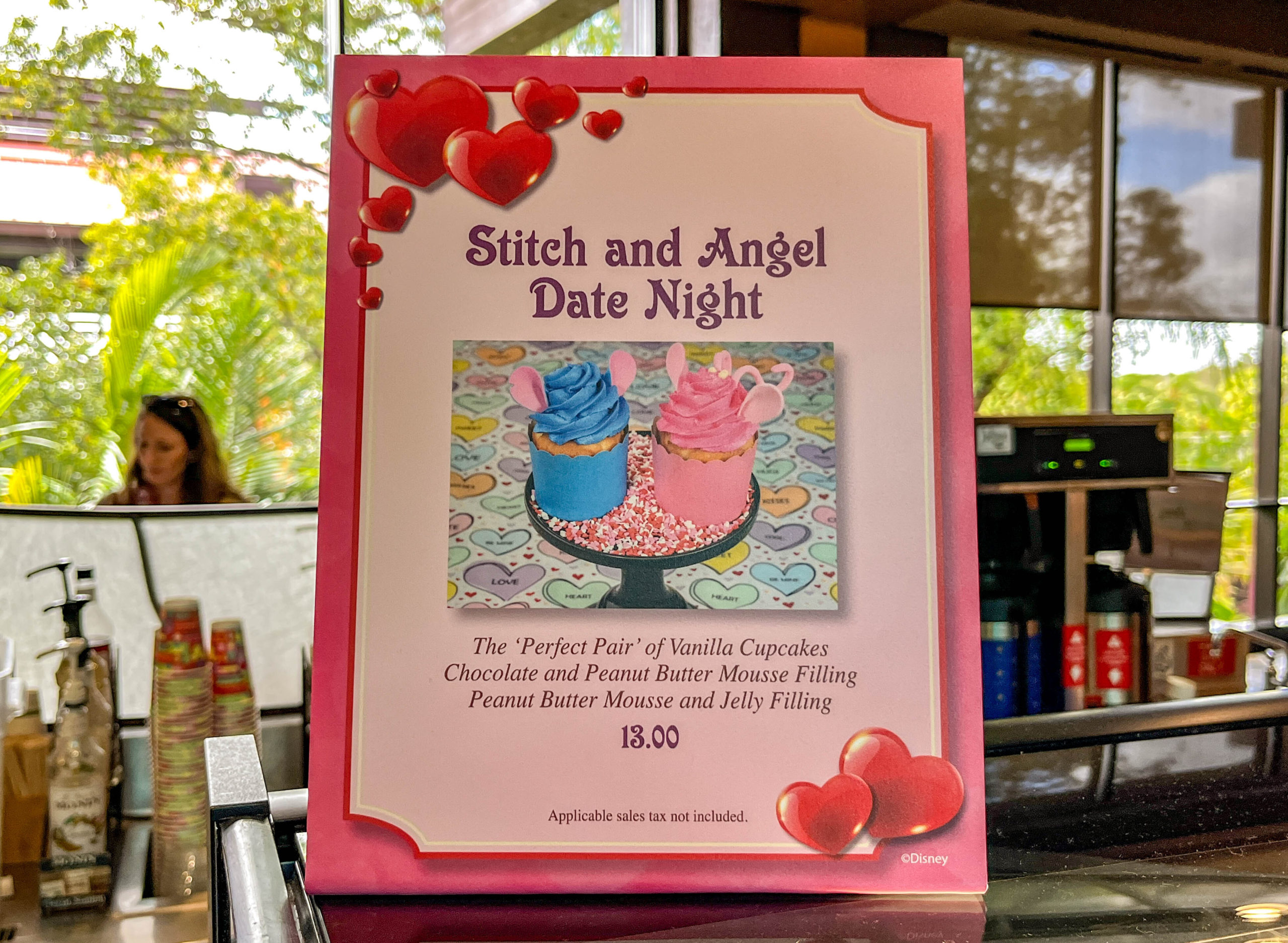 Stitch and Angel Cupcakes at Kona Island