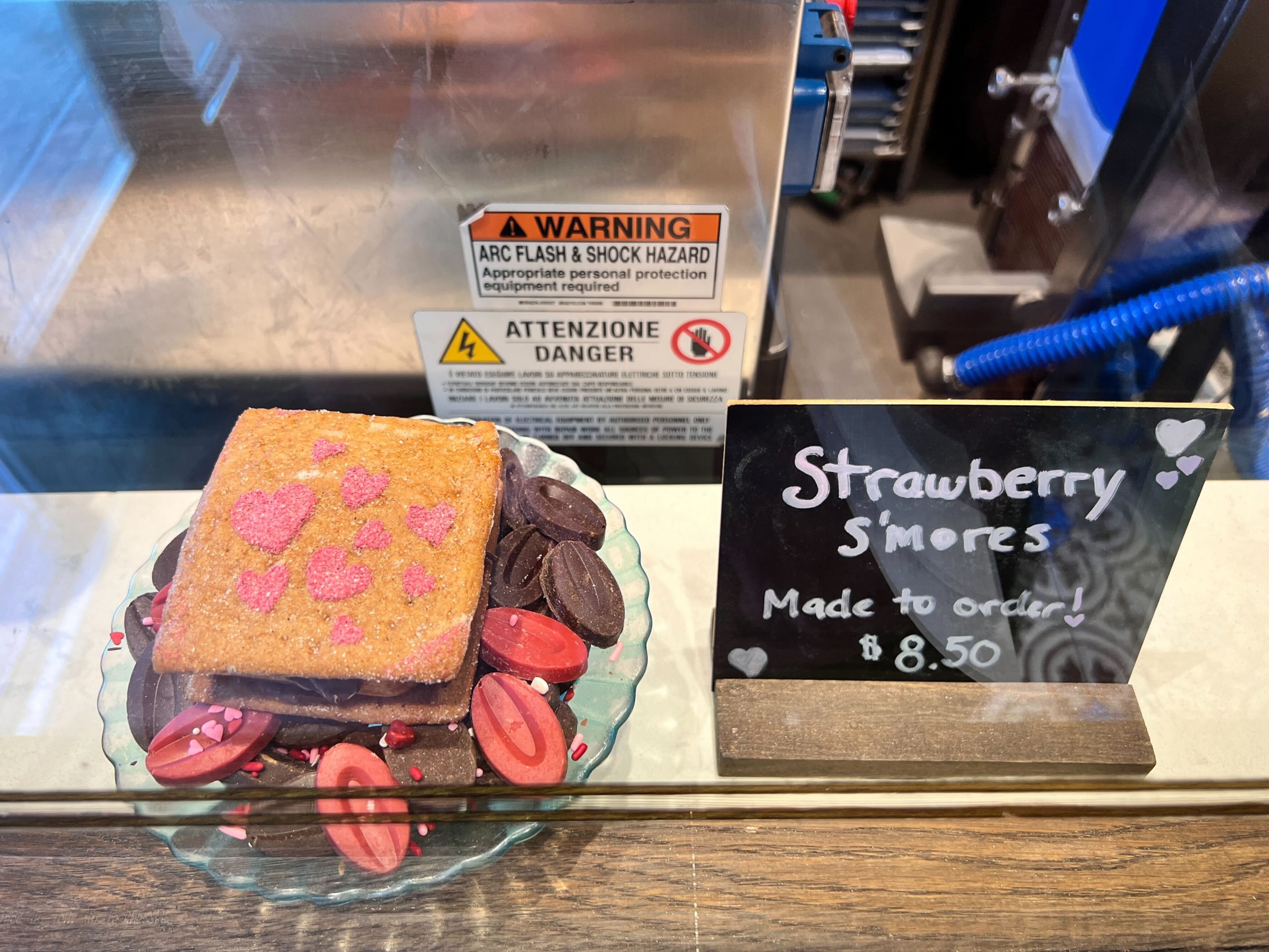 strawberry s’mores at ganachery