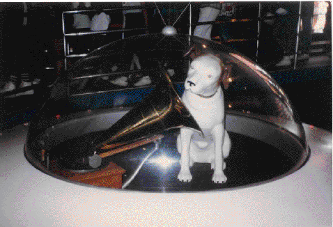 Nipper Space Mountain Dog RCA