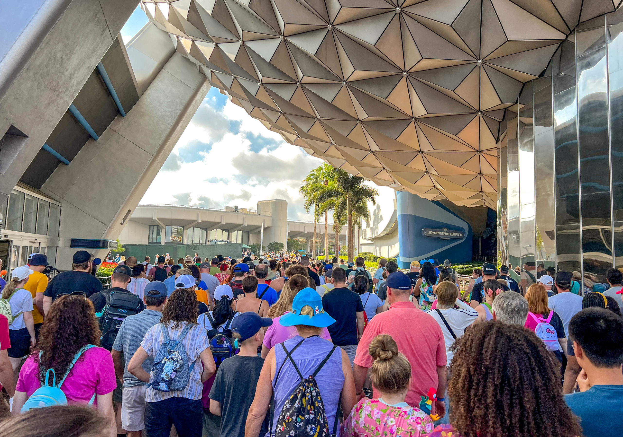 EPCOT crowds in March