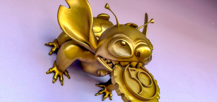 Stitch Gold Statue