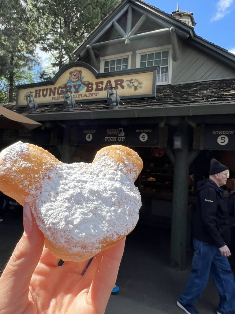 Hungry Bear Restaurant Disneyland