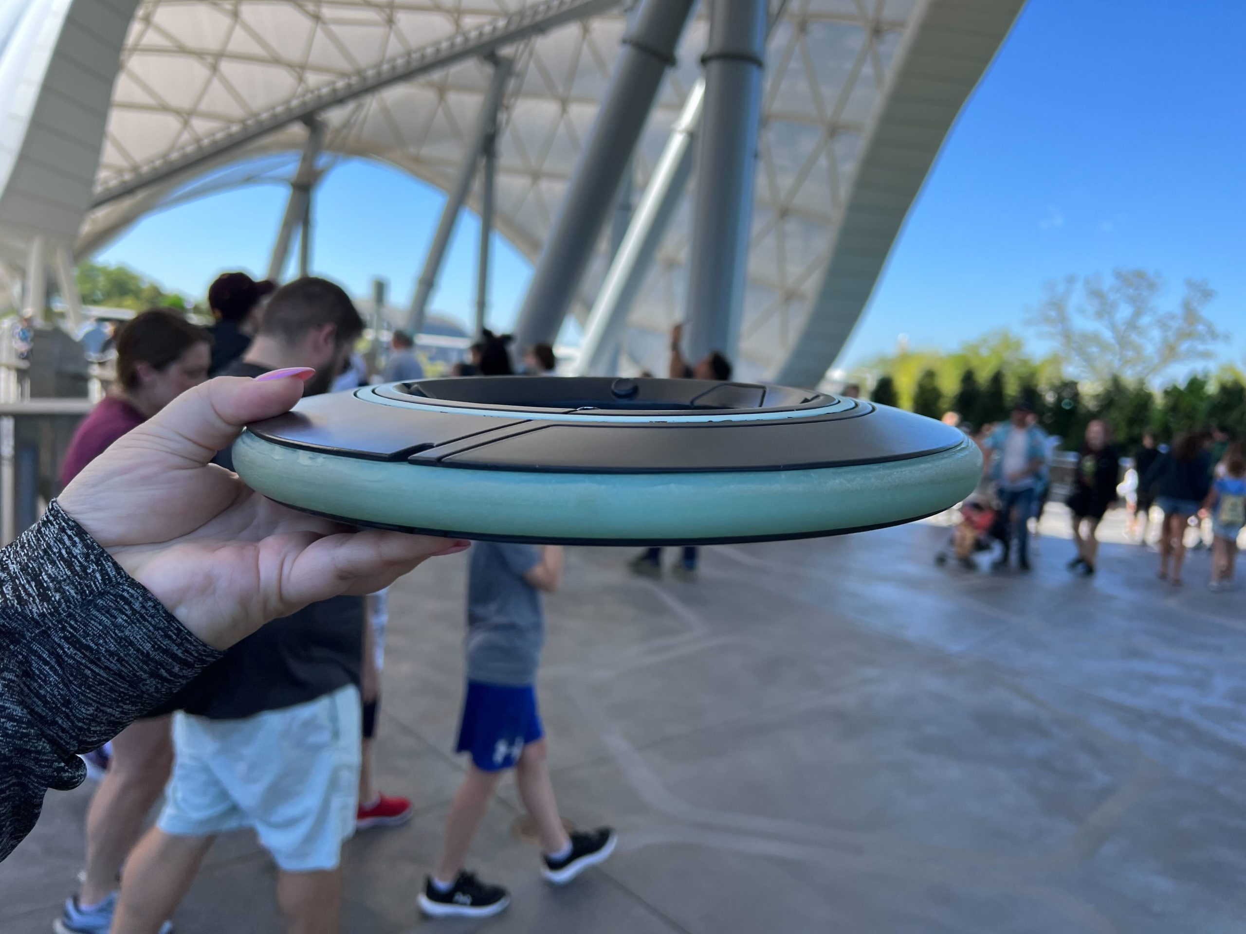 New bin for locker cards and identity disk for photopass at Tron Lightcyle / Run