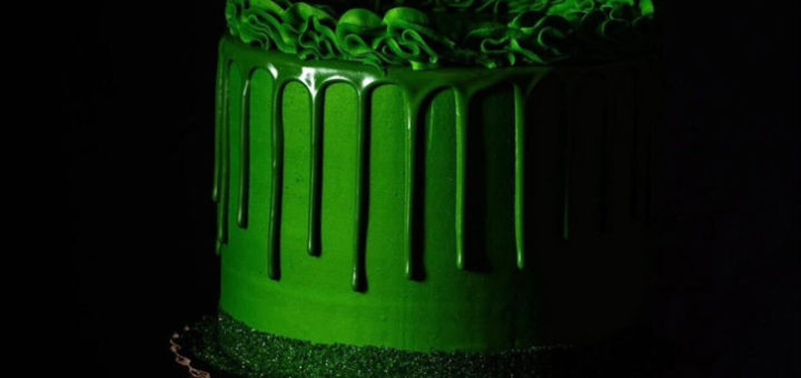 Mega Mint St. Patrick's Day Cake Gideon's Bakehouse Walt Disney World Disney Springs St. Patrick's Day