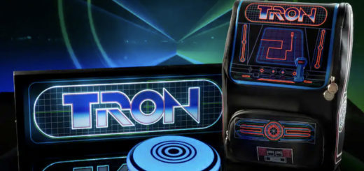 TRON lightcycle : run merchandise back to the arcade backpack light up sign