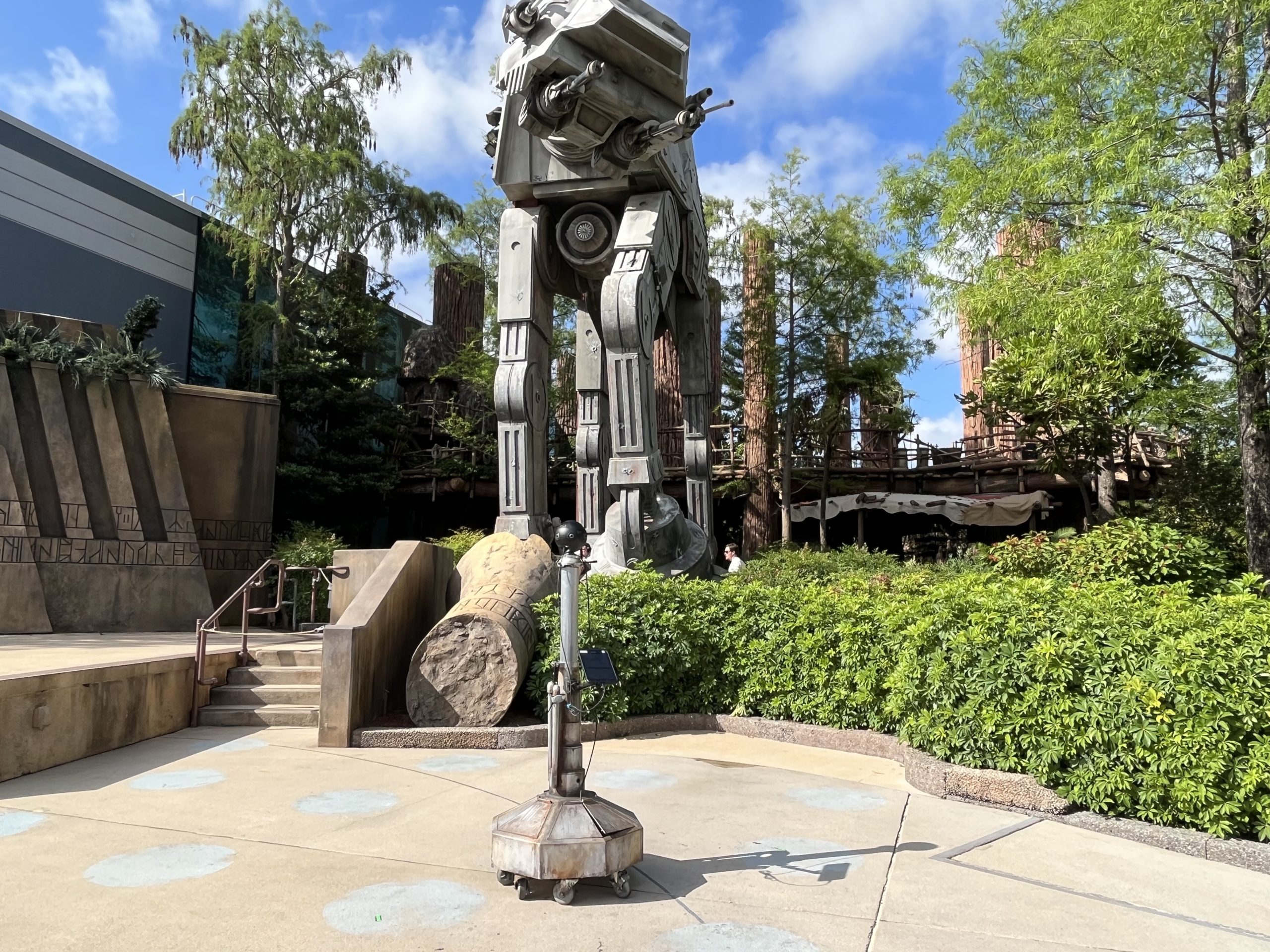 Tiny World Magic Shot in DHS in front of AT-AT