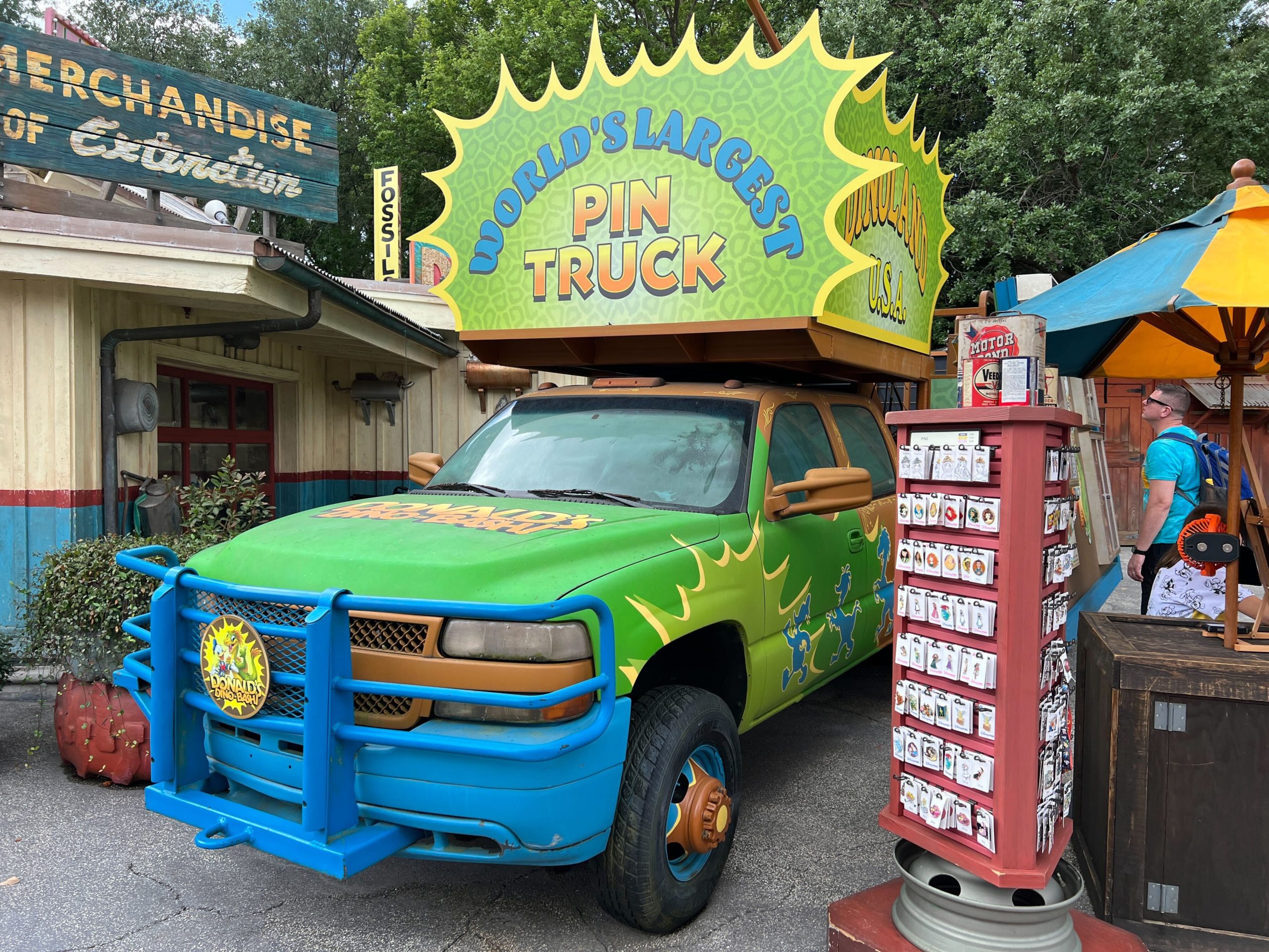 Worlds largest pin truck at DAK 