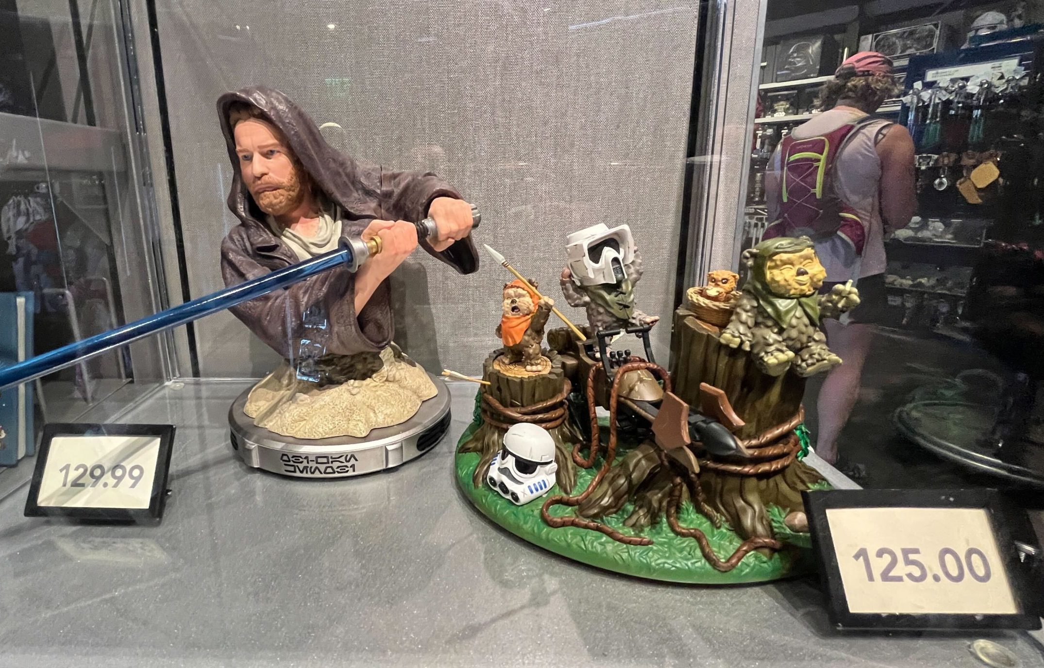 Travel Across the Galaxy with Gentle Giant's New Star Wars Statues