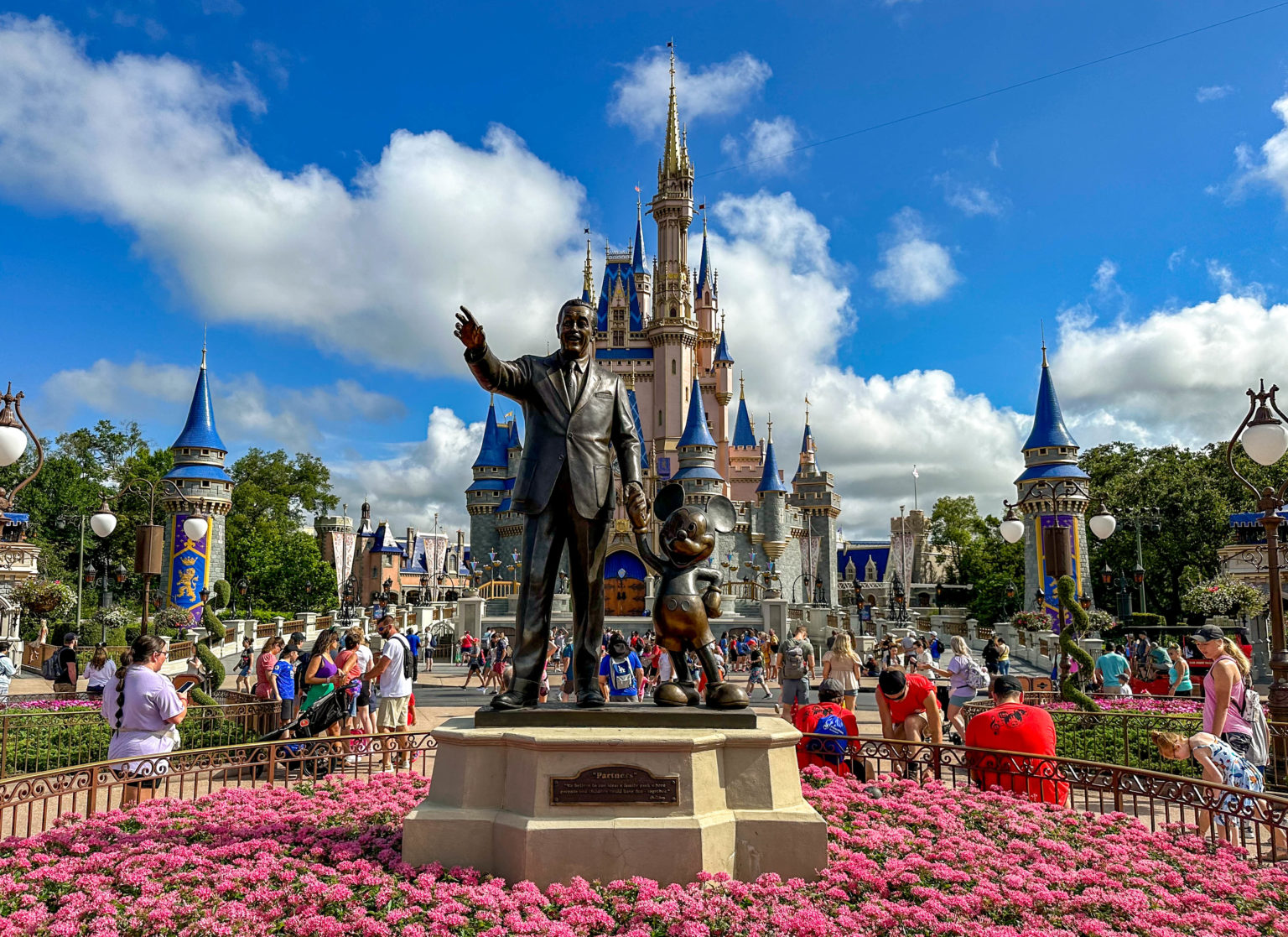 NEW: You Can Officially Book Your 2025 Disney World Vacation NOW ...